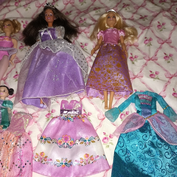 Gorgeous Princess Barbie Doll Bundle
